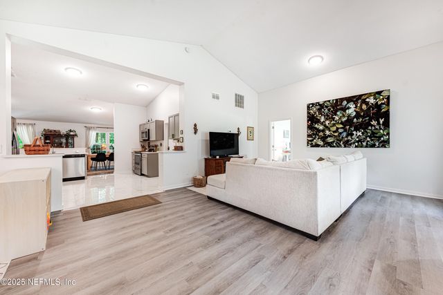 1812 RANKIN Drive, Jacksonville, FL 32207