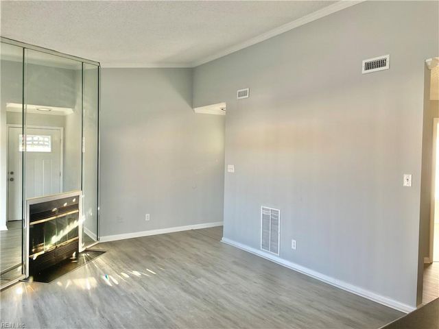 426 Shelter DR, Virginia Beach, VA 23462