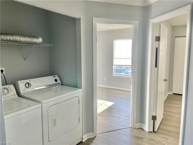 426 Shelter DR, Virginia Beach, VA 23462