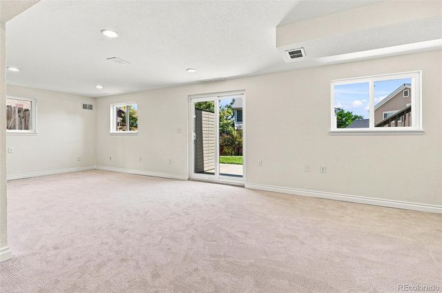 19557 E Floyd Avenue, Aurora, CO 80013
