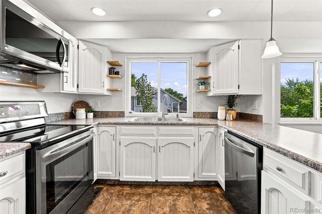 19557 E Floyd Avenue, Aurora, CO 80013