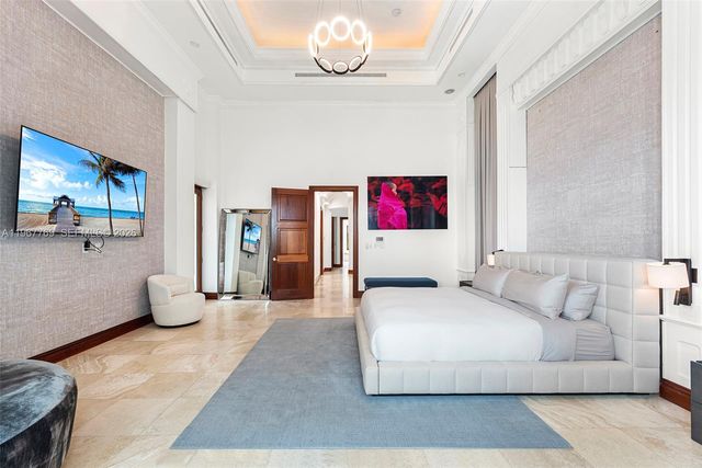 432 S Hibiscus Dr, Miami Beach, FL 33139