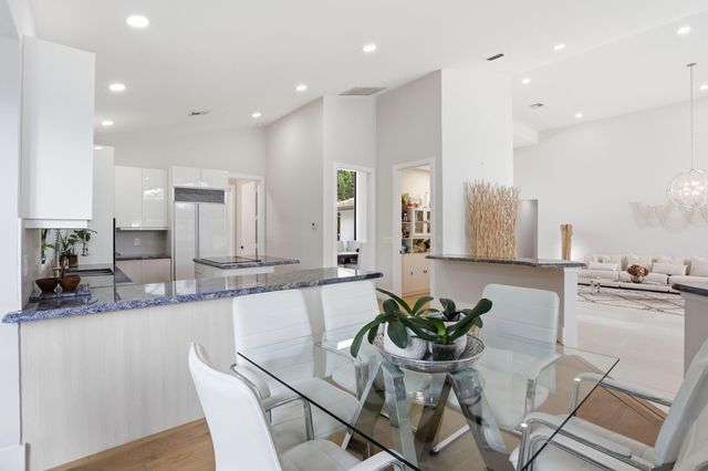 11180 Isle Brook Court, Wellington, FL 33414