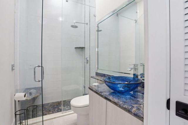 11180 Isle Brook Court, Wellington, FL 33414