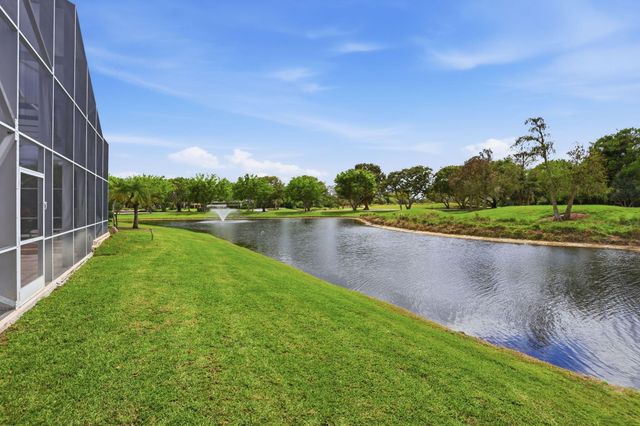 11180 Isle Brook Court, Wellington, FL 33414