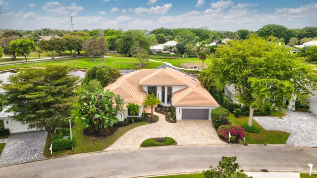 11180 Isle Brook Court, Wellington, FL 33414