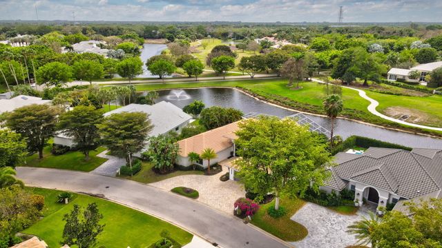 11180 Isle Brook Court, Wellington, FL 33414