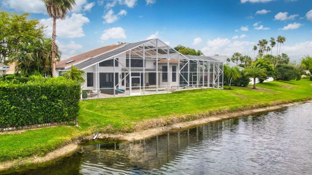 11180 Isle Brook Court, Wellington, FL 33414