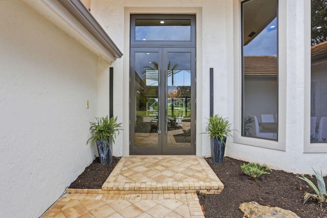 11180 Isle Brook Court, Wellington, FL 33414