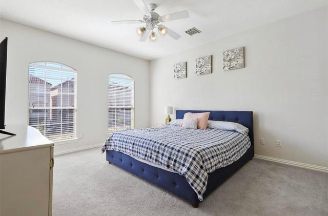 7150 Windwater Pkwy Parkway N, Houston, TX 77036