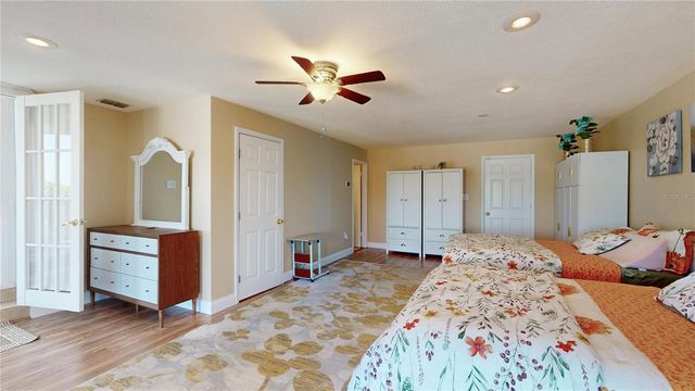 25 S ORTMAN DRIVE, Orlando, FL 32805