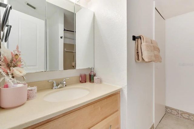 25 S ORTMAN DRIVE, Orlando, FL 32805