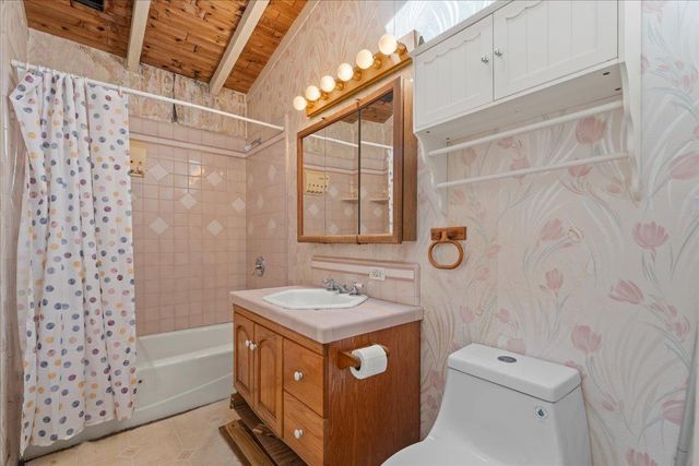 16001 Stephenie Lane, Los Gatos, CA 95032