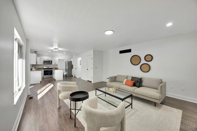 6515 Thistle Grove, Hamilton Twp, OH 45152