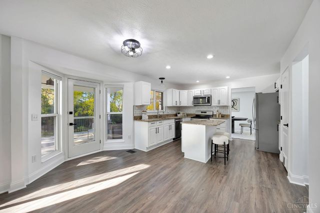 6515 Thistle Grove, Hamilton Twp, OH 45152