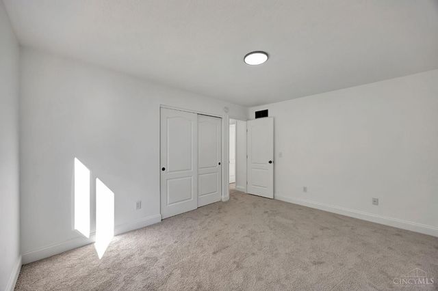 6515 Thistle Grove, Hamilton Twp, OH 45152