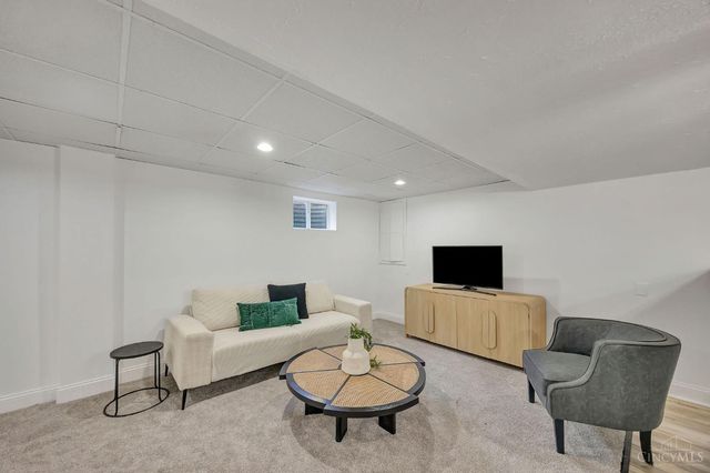 6515 Thistle Grove, Hamilton Twp, OH 45152