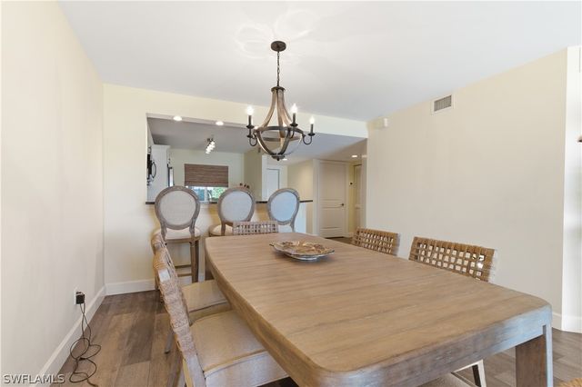 7736 Jewel LN W103, Naples, FL 34109