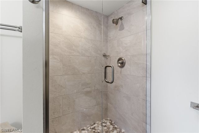 7736 Jewel LN W103, Naples, FL 34109
