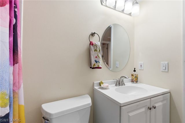 7736 Jewel LN W103, Naples, FL 34109