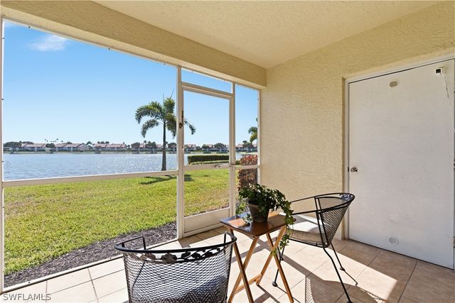 7736 Jewel LN W103, Naples, FL 34109