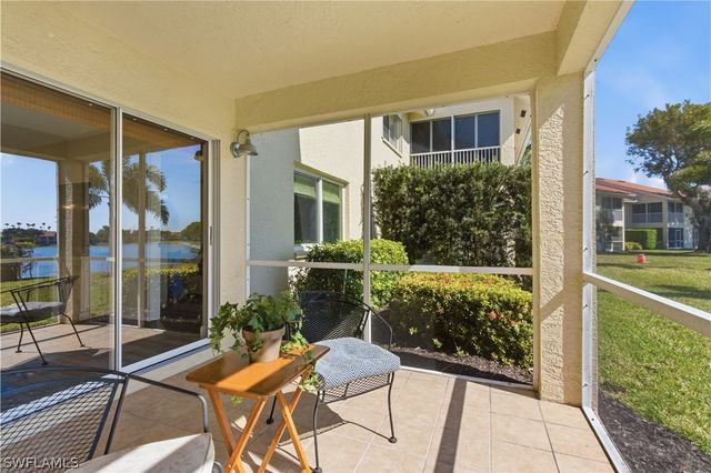 7736 Jewel LN W103, Naples, FL 34109