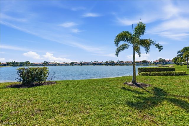 7736 Jewel LN W103, Naples, FL 34109
