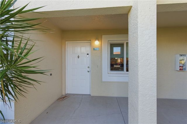 7736 Jewel LN W103, Naples, FL 34109