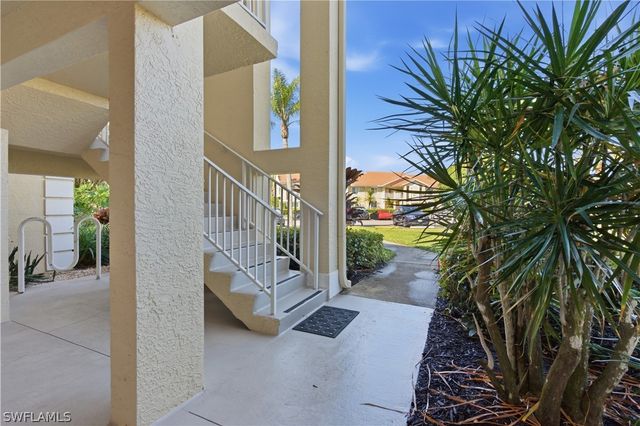 7736 Jewel LN W103, Naples, FL 34109