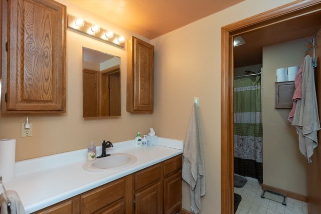 10 Amherst Ave, Bridgewater, MA 02324