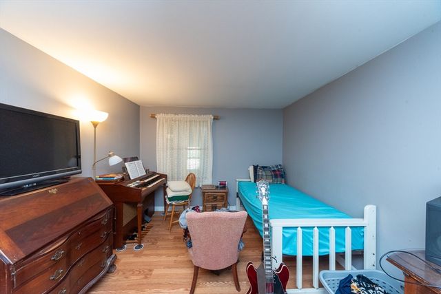 10 Amherst Ave, Bridgewater, MA 02324