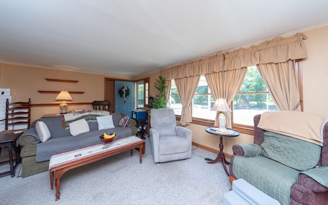 10 Amherst Ave, Bridgewater, MA 02324