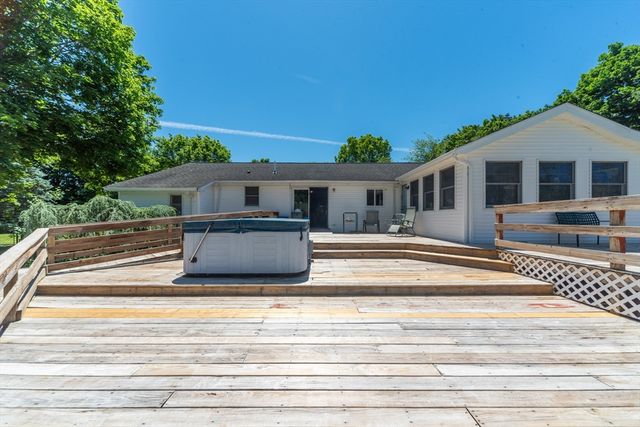 10 Amherst Ave, Bridgewater, MA 02324
