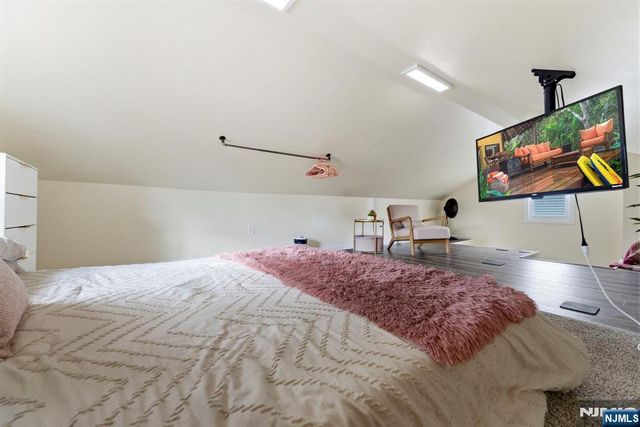 48 Rochelle Avenue, Rochelle Park, NJ 07662