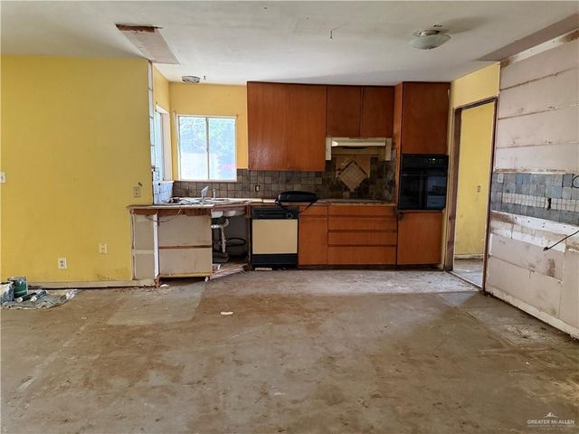 1703 Scobey Avenue, Donna, TX 78537