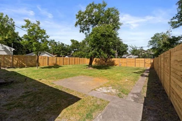 10426 Wood Dale Drive, Dallas, TX 75228