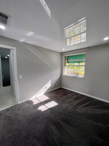6614 VIA REGINA, Boca Raton, FL 33433