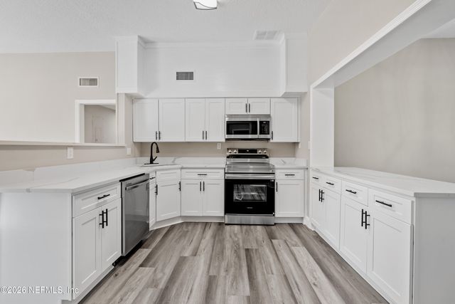 6309 SAUTERNE Drive, Jacksonville, FL 32210