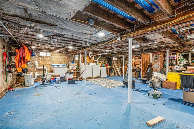 41 Moffitt Boulevard, East Islip, NY 11730