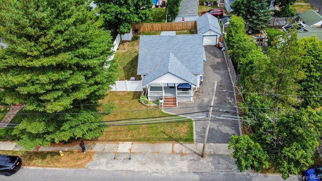 41 Moffitt Boulevard, East Islip, NY 11730