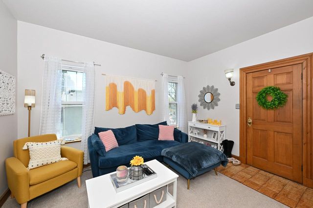 2440 Wentworth AVENUE, Milwaukee, WI 53207