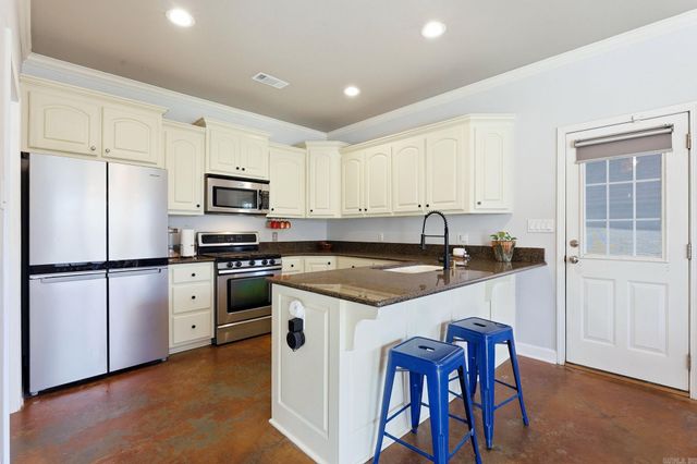 2301 Pleasant Forest Drive, Benton, AR 72015