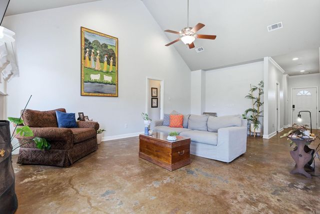 2301 Pleasant Forest Drive, Benton, AR 72015