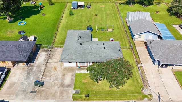 212 Bourg Drive, Bourg, LA 70343
