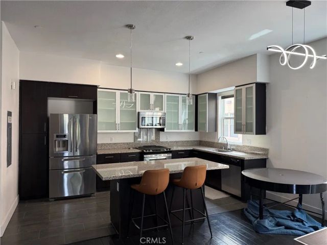 190 W 3rd Street, Santa Ana, CA 92701