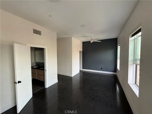 190 W 3rd Street, Santa Ana, CA 92701