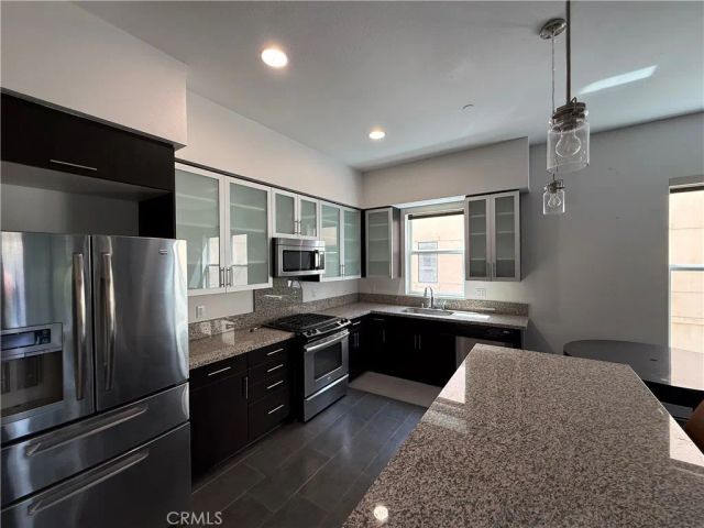 190 W 3rd Street, Santa Ana, CA 92701