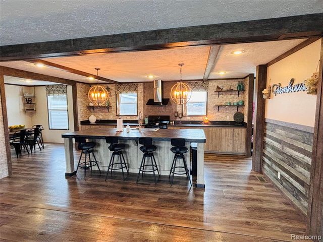 37886 Wolcott Lane, New Haven, MI 48048