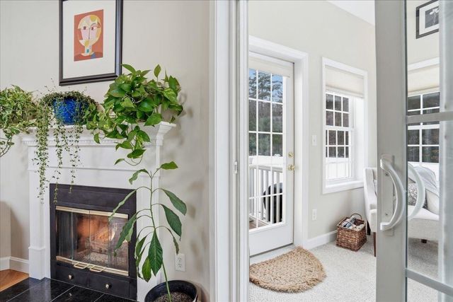 74 Old Stage Road, Litchfield, NH 03052