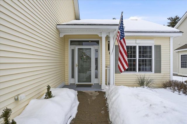 74 Old Stage Road, Litchfield, NH 03052